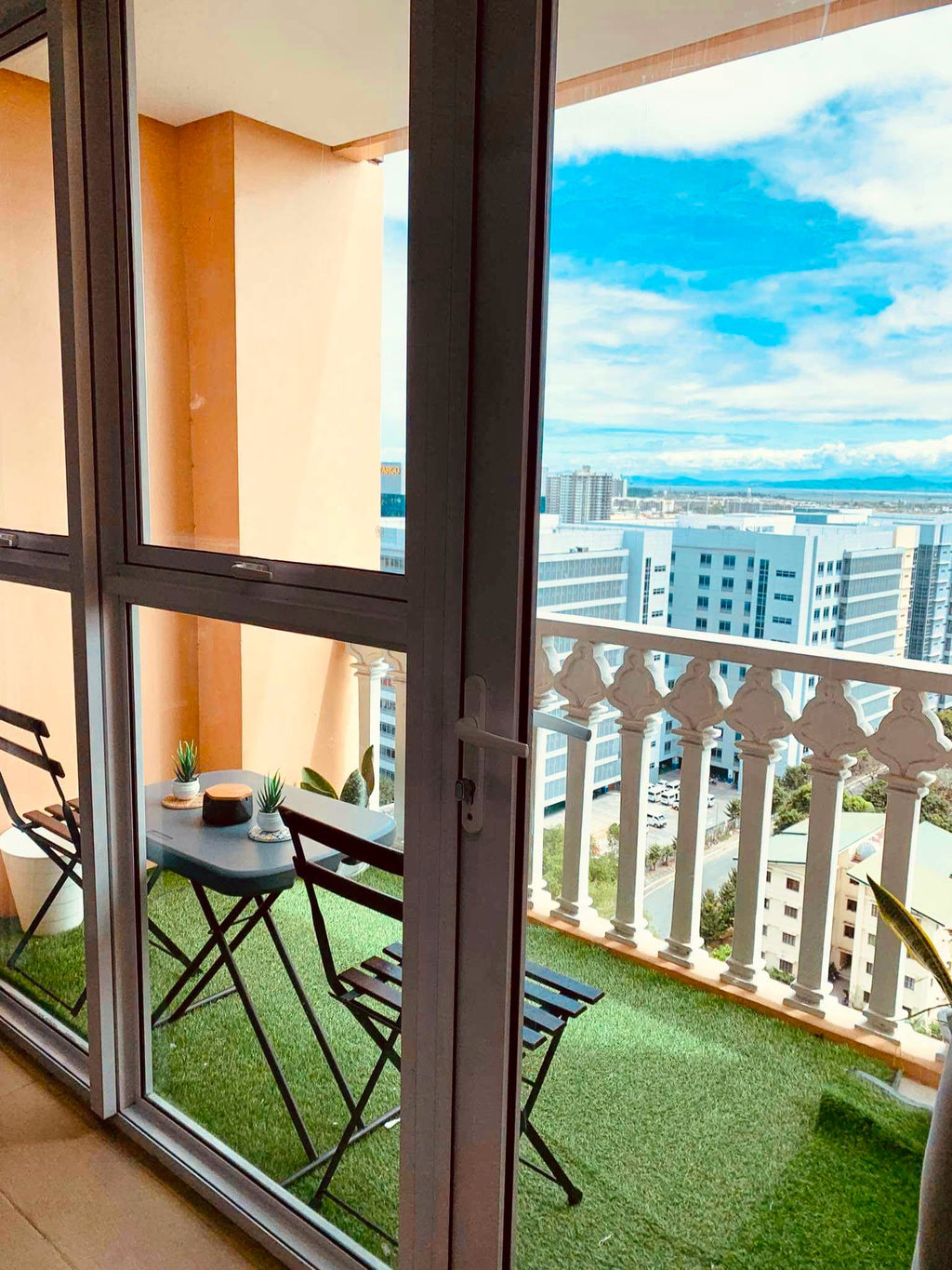 SKD RENTALS | Venice Luxury Residences Premium Stay - Monthly