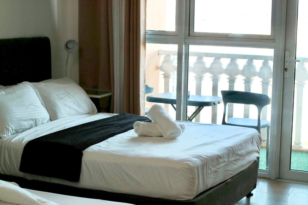 SKD RENTALS | Venice Luxury Residences Premium Stay - Monthly